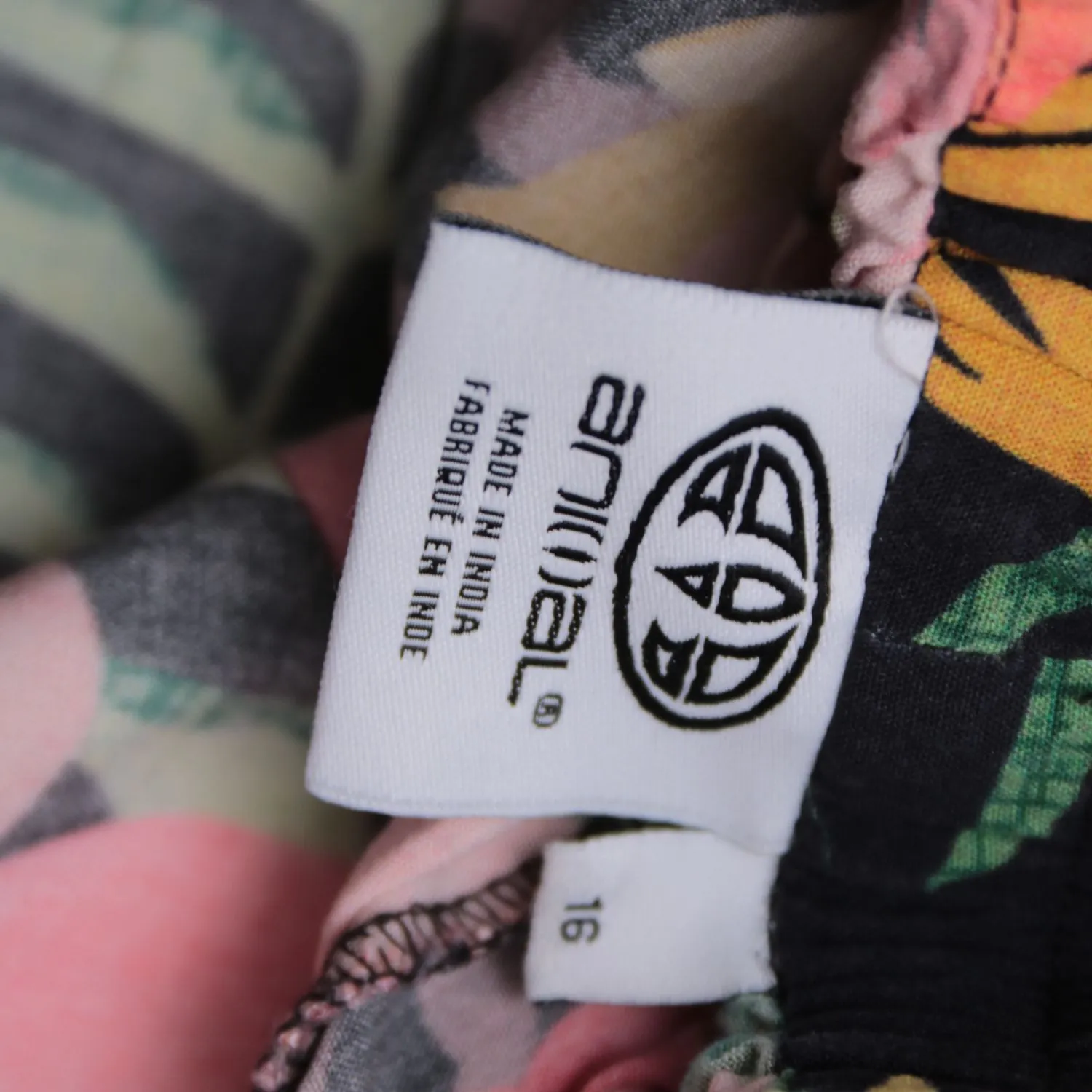 шорты Animal