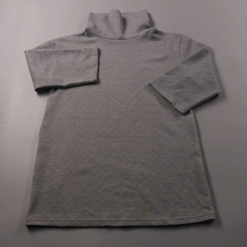 250428121-1